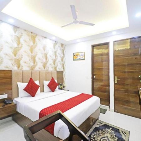 Hotel Vijaydeep Place Near Delhi Airport Nova Deli Exterior foto
