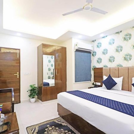 Hotel Vijaydeep Place Near Delhi Airport Nova Deli Exterior foto