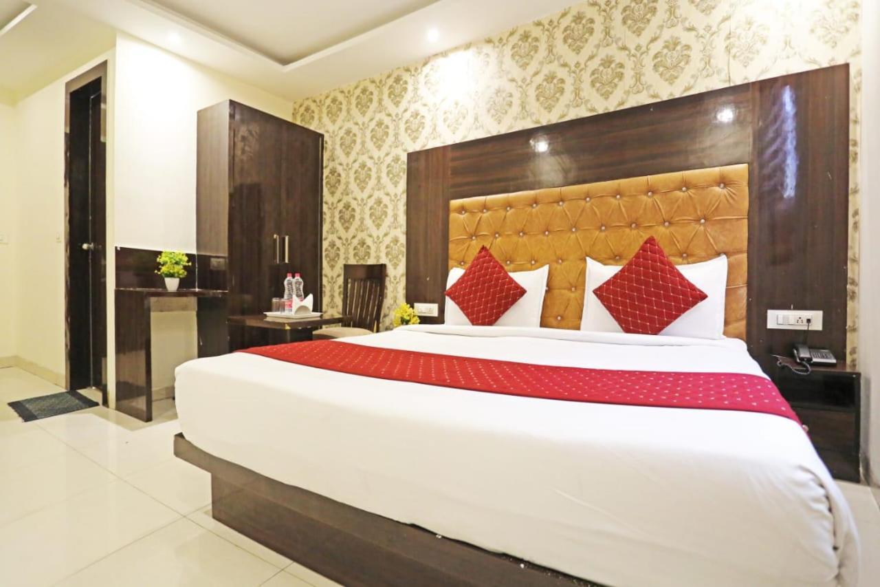 Hotel Vijaydeep Place Near Delhi Airport Nova Deli Exterior foto