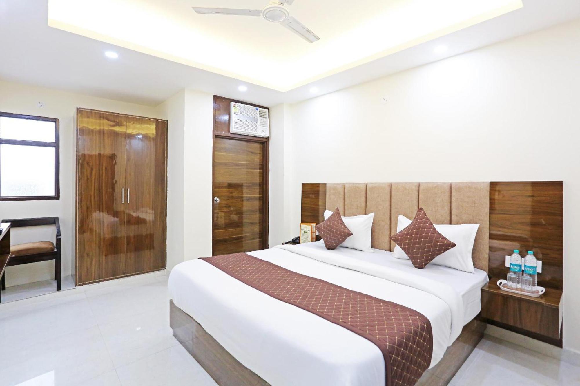 Hotel Vijaydeep Place Near Delhi Airport Nova Deli Exterior foto
