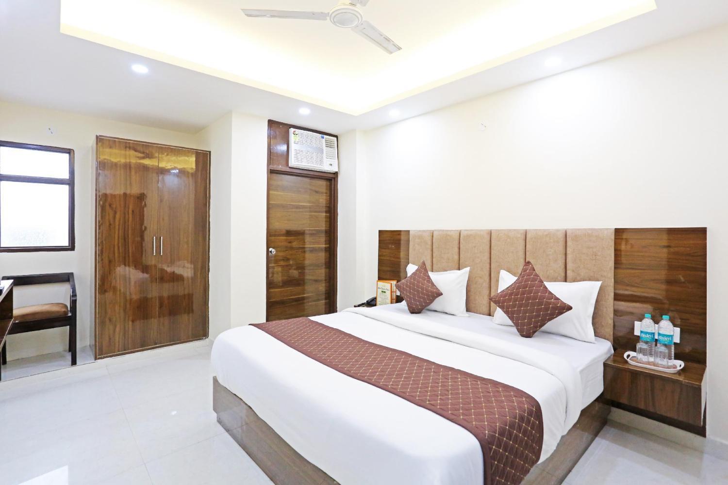 Hotel Vijaydeep Place Near Delhi Airport Nova Deli Exterior foto